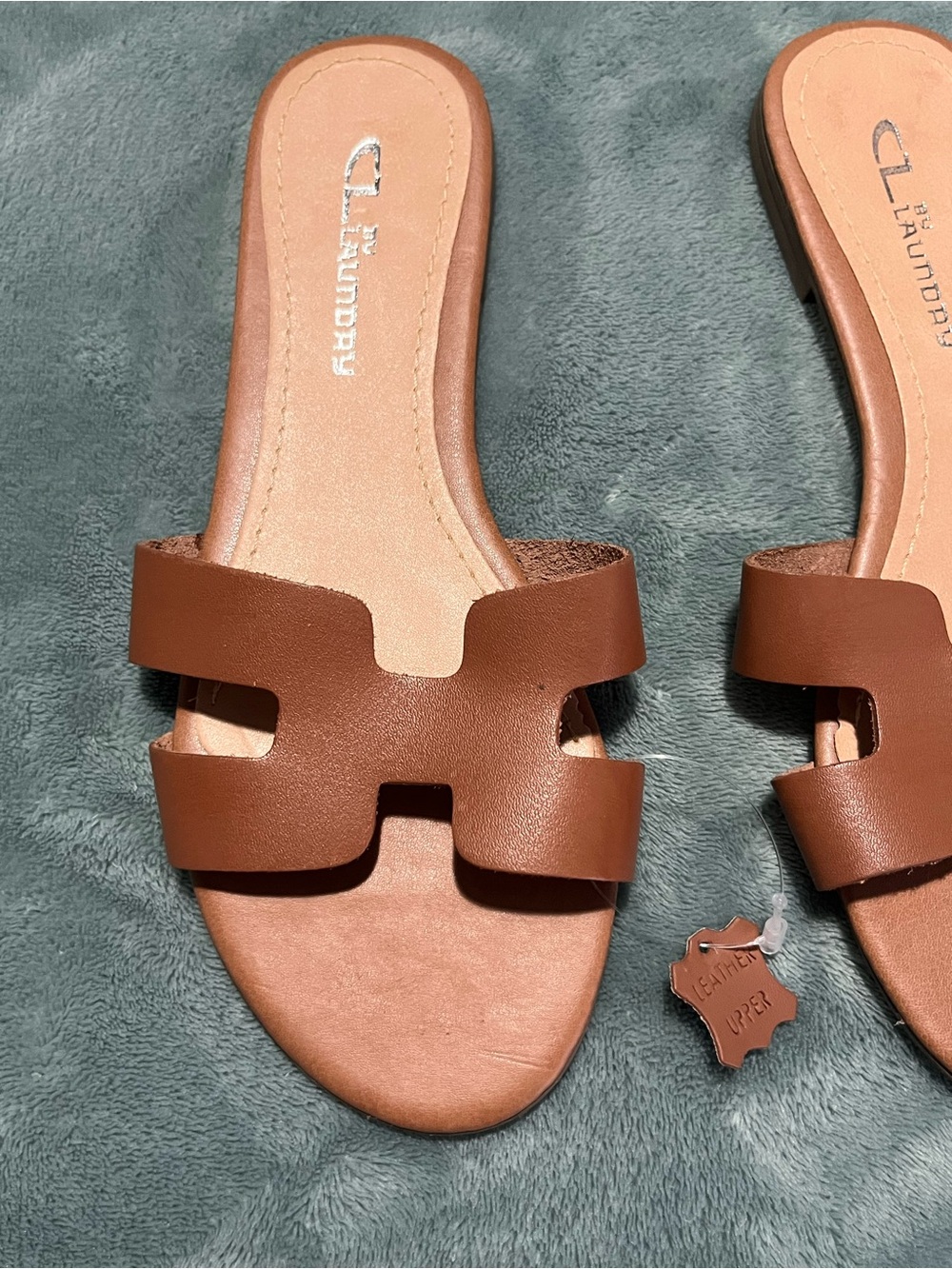 Laundry By Shelli Segal Tan Leather Slide Sandals - Picture 2 of 6